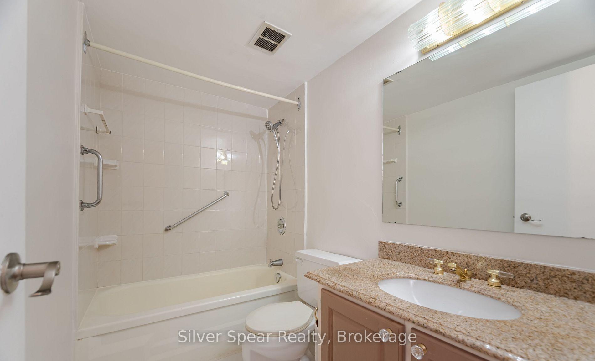 Photo 14 of Unit 901, 2323 Confederation Parkway, Mississauga, Cooksville — HOMEH