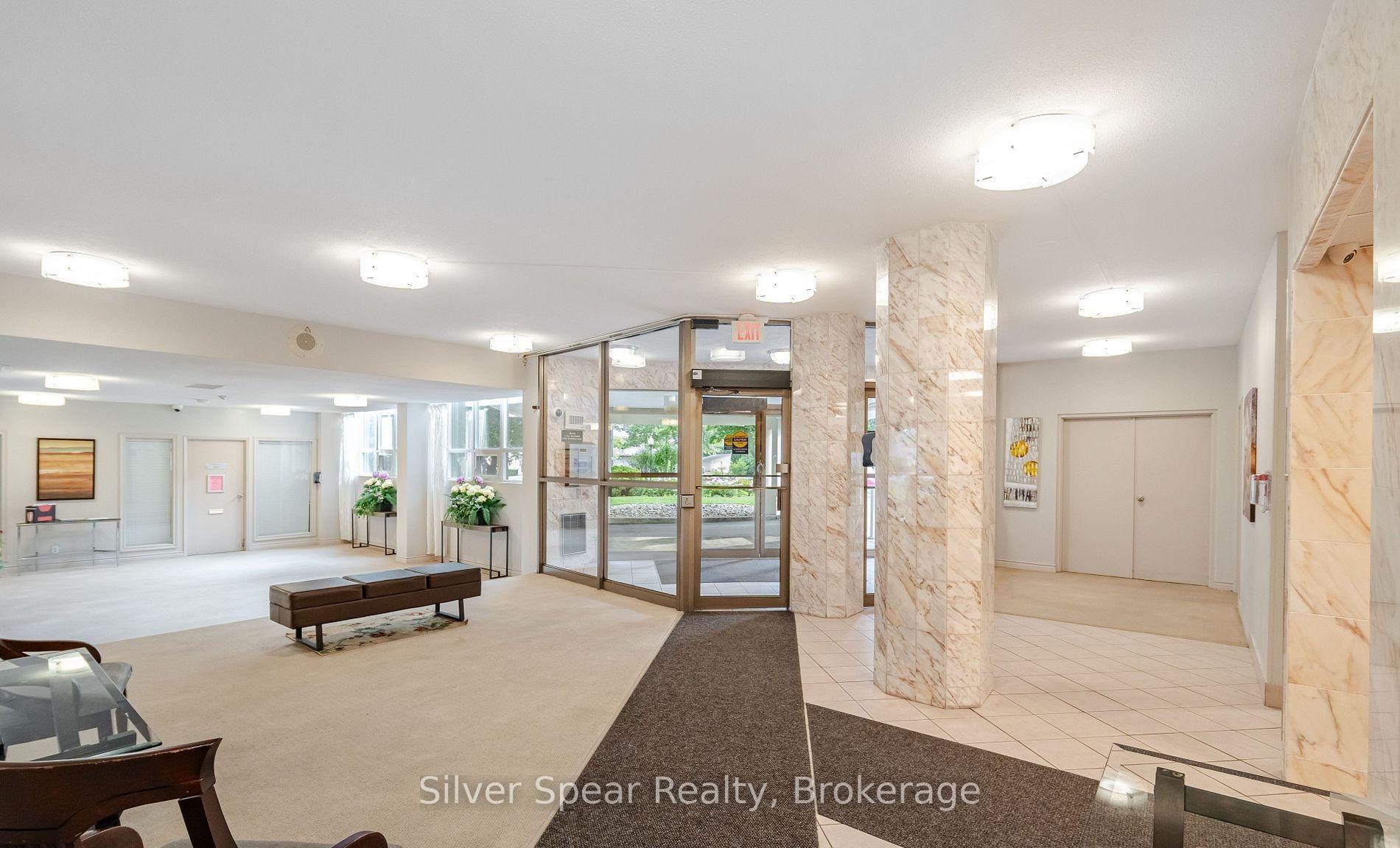 Photo 15 of Unit 901, 2323 Confederation Parkway, Mississauga, Cooksville — HOMEH