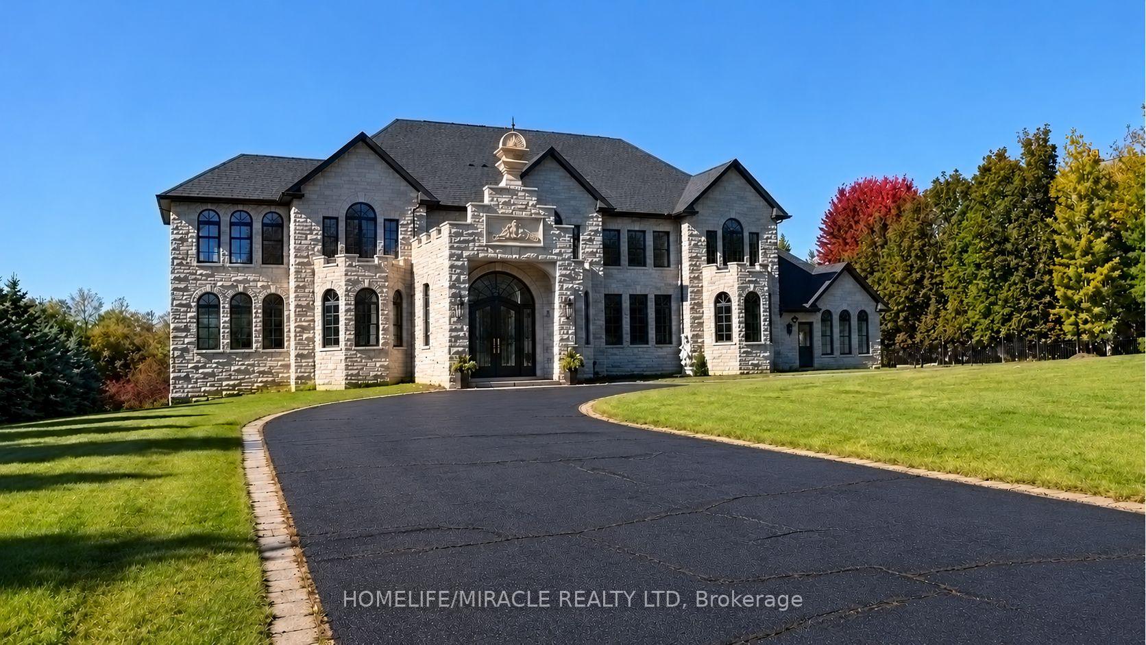 Photo 6 of 56 Orico Court, Vaughan, Kleinburg — HOMEH