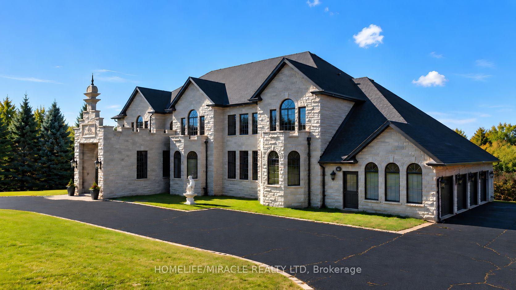 Photo 7 of 56 Orico Court, Vaughan, Kleinburg — HOMEH