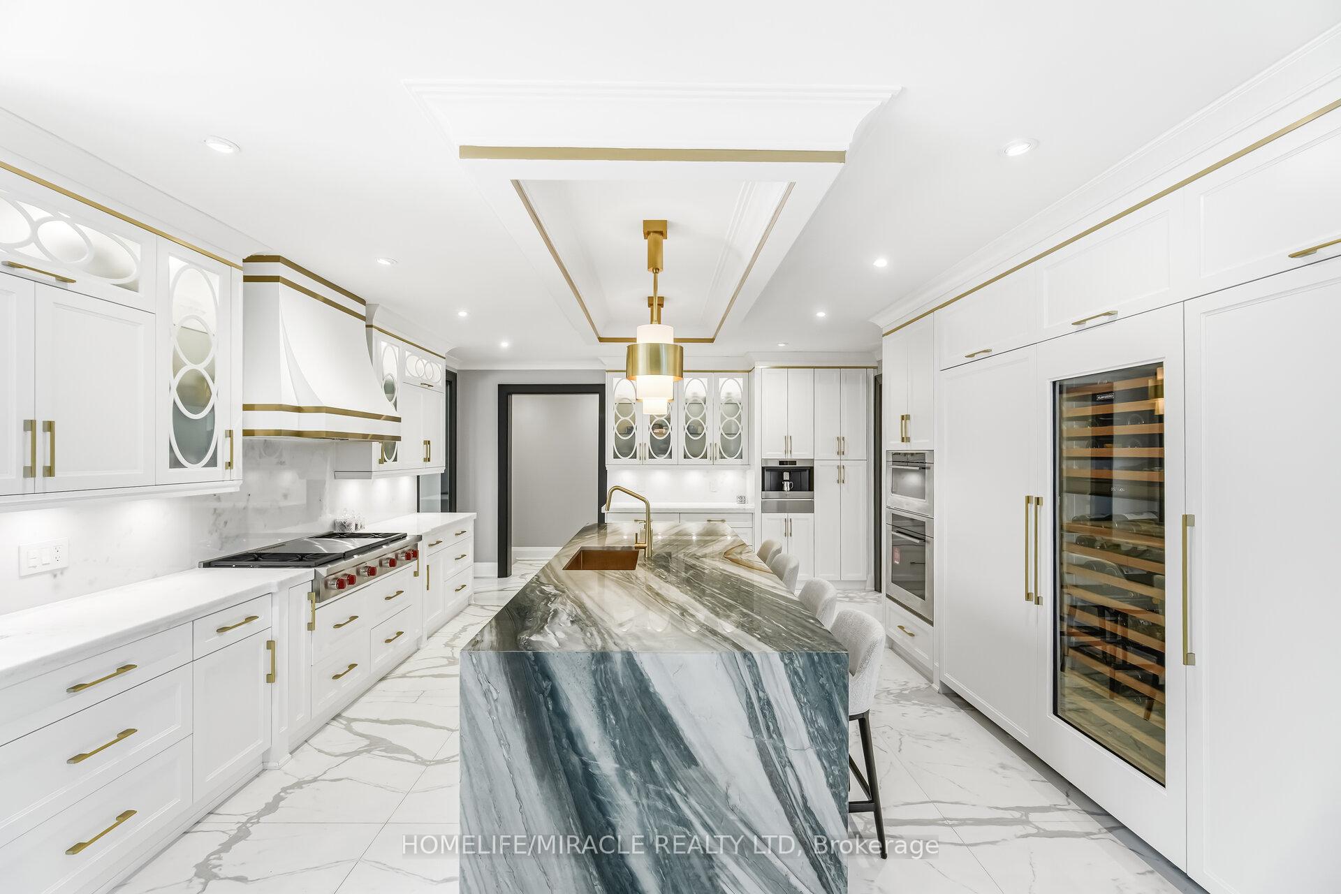 Photo 16 of 56 Orico Court, Vaughan, Kleinburg — HOMEH