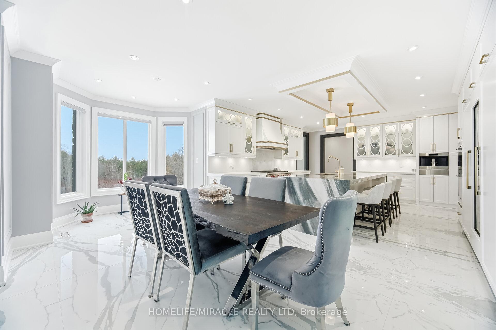 Photo 19 of 56 Orico Court, Vaughan, Kleinburg — HOMEH