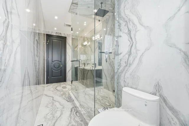 Photo 37 of 56 Orico Court, Vaughan, Kleinburg — HOMEH