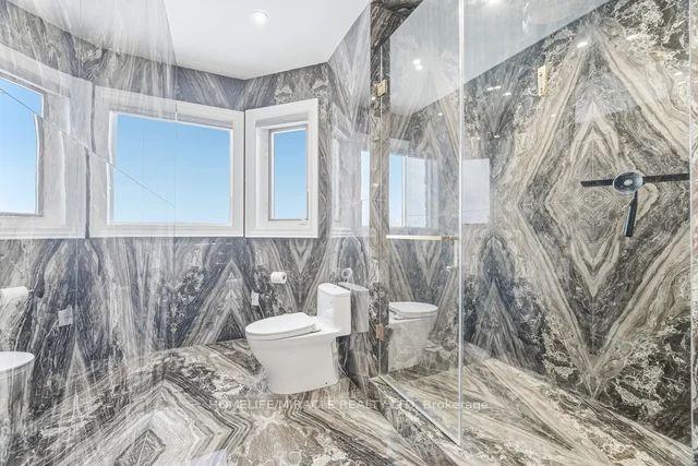 Photo 41 of 56 Orico Court, Vaughan, Kleinburg — HOMEH