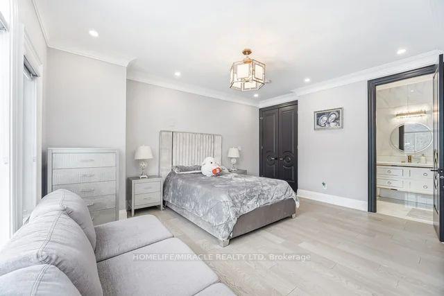 Photo 43 of 56 Orico Court, Vaughan, Kleinburg — HOMEH
