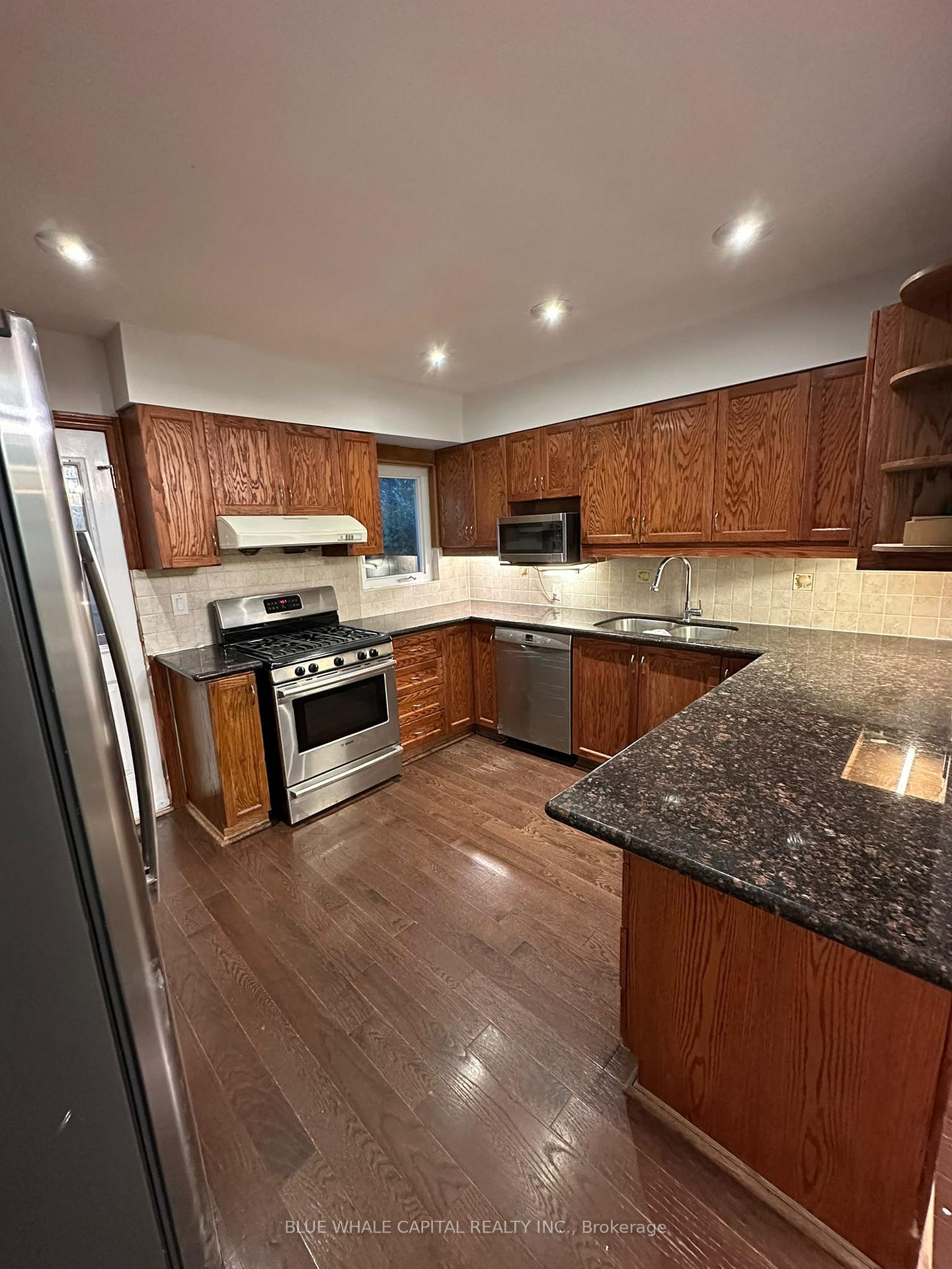 Photo 7 of 152 Montgomery Avenue, Toronto, Yonge-Eglinton — HOMEH