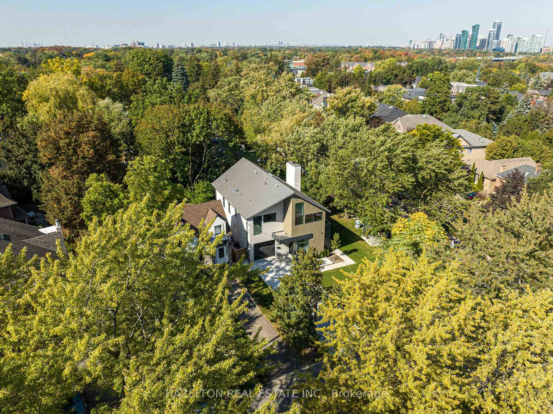 Photo 3 of 30 Harley Avenue, Toronto, Bedford Park-Nortown — HOMEH