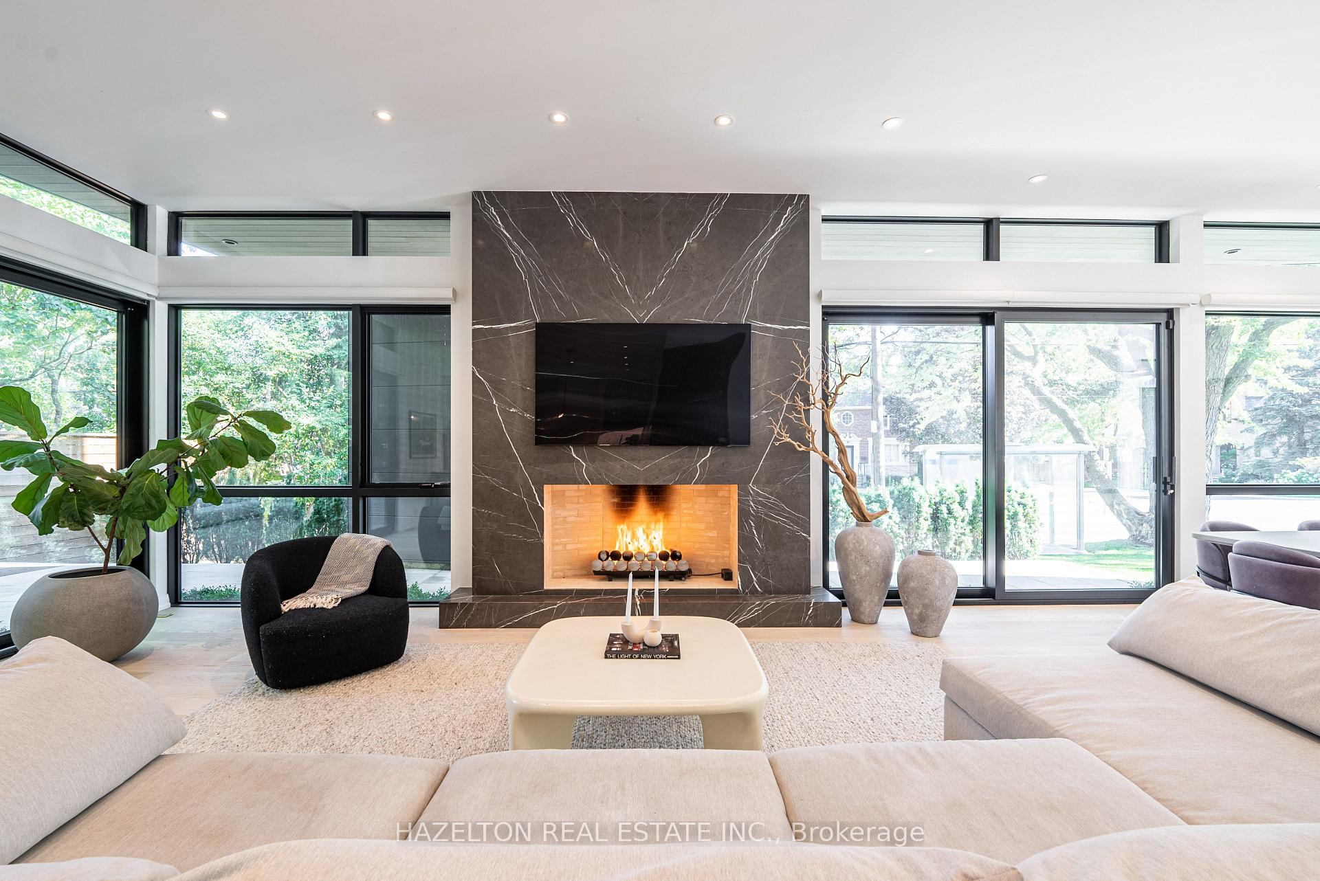 Photo 5 of 30 Harley Avenue, Toronto, Bedford Park-Nortown — HOMEH
