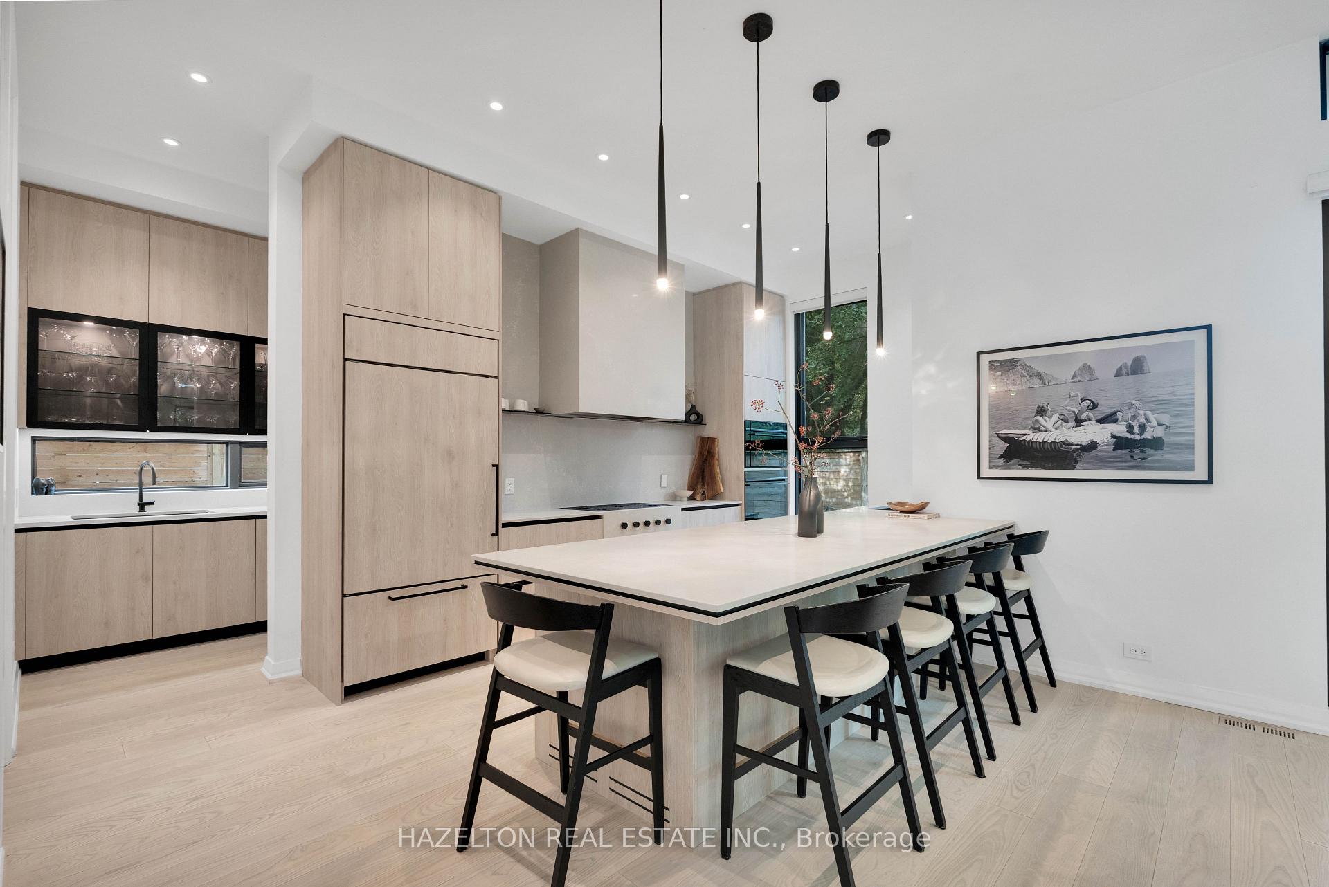 Photo 11 of 30 Harley Avenue, Toronto, Bedford Park-Nortown — HOMEH