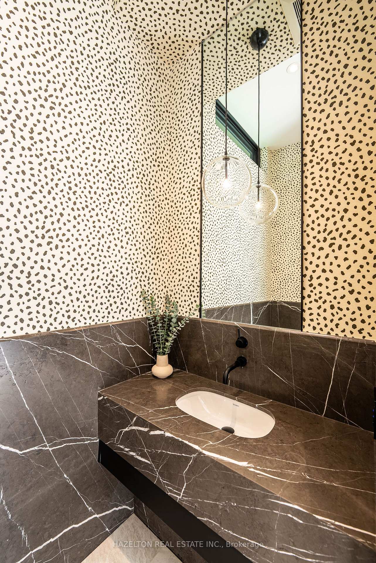 Photo 15 of 30 Harley Avenue, Toronto, Bedford Park-Nortown — HOMEH