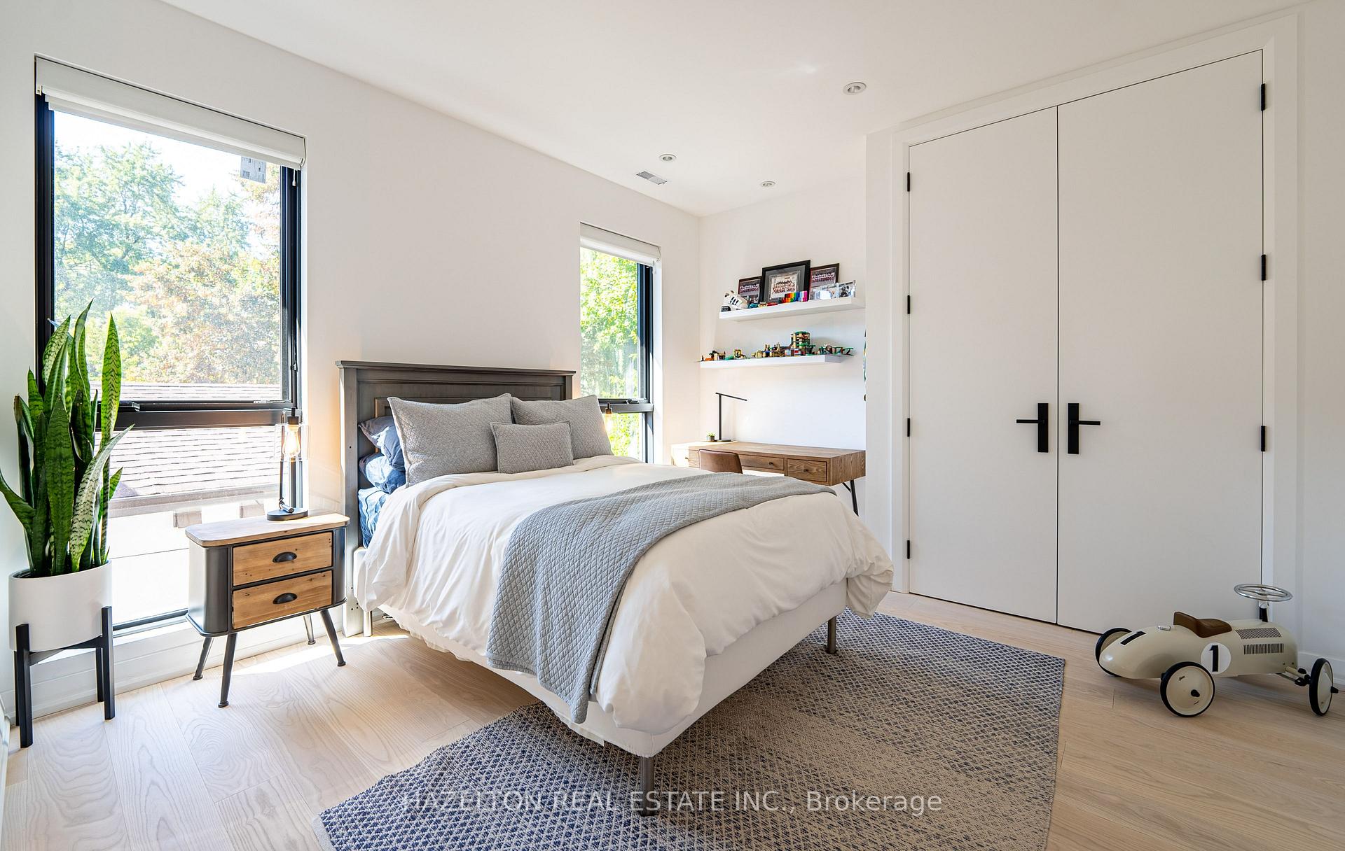 Photo 22 of 30 Harley Avenue, Toronto, Bedford Park-Nortown — HOMEH