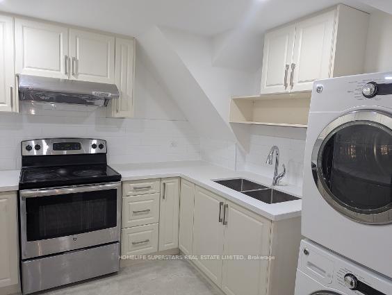 Photo 3 of Unit Basement Apartment, 26 Glenmore Crescent, Brampton, Northgate — HOMEH