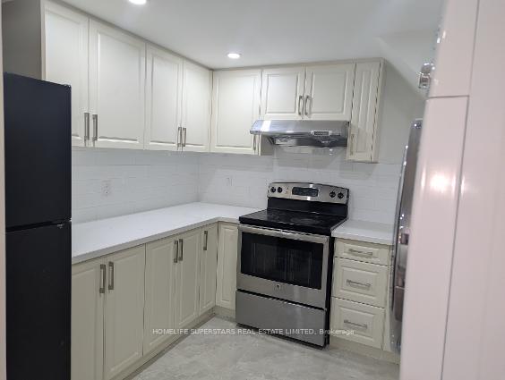 Photo 9 of Unit Basement Apartment, 26 Glenmore Crescent, Brampton, Northgate — HOMEH