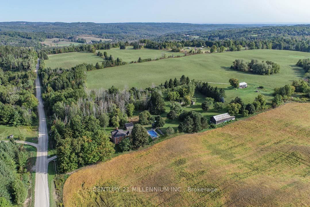 Photo 5 of 753333 2nd Line Ehs, Mono, Rural Mono — HOMEH
