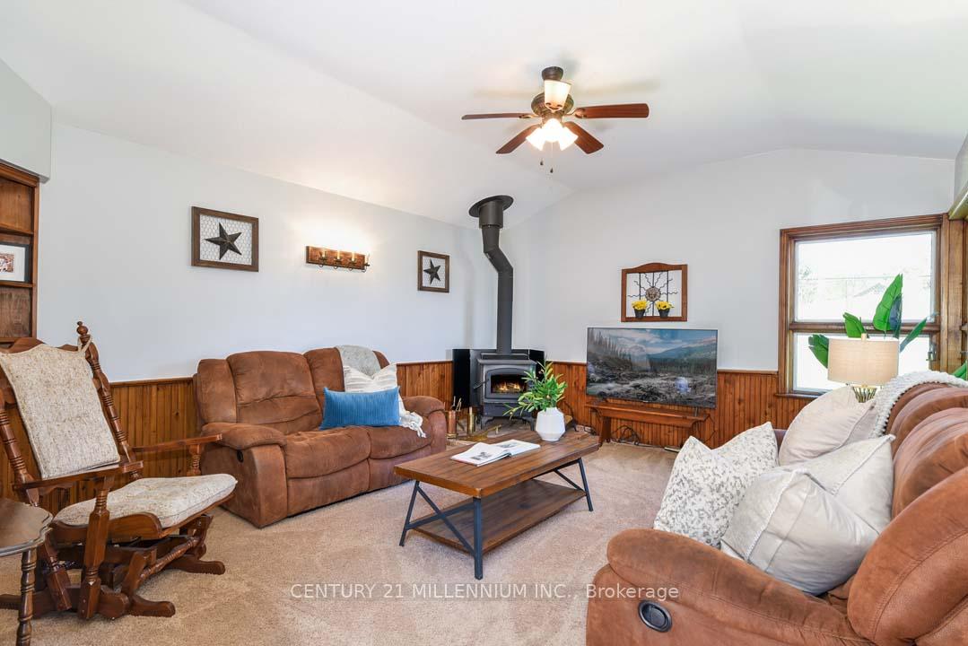 Photo 32 of 753333 2nd Line Ehs, Mono, Rural Mono — HOMEH