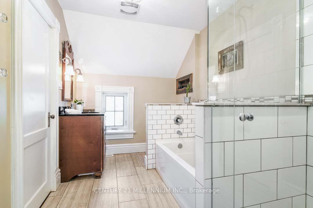 Photo 39 of 753333 2nd Line Ehs, Mono, Rural Mono — HOMEH