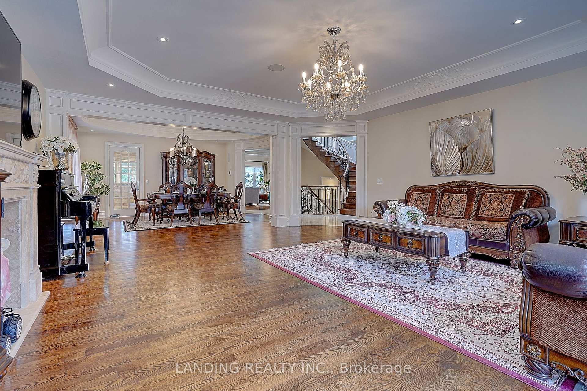 Photo 11 of 24 Abbotsford Road, North York, Willowdale West — HOMEH
