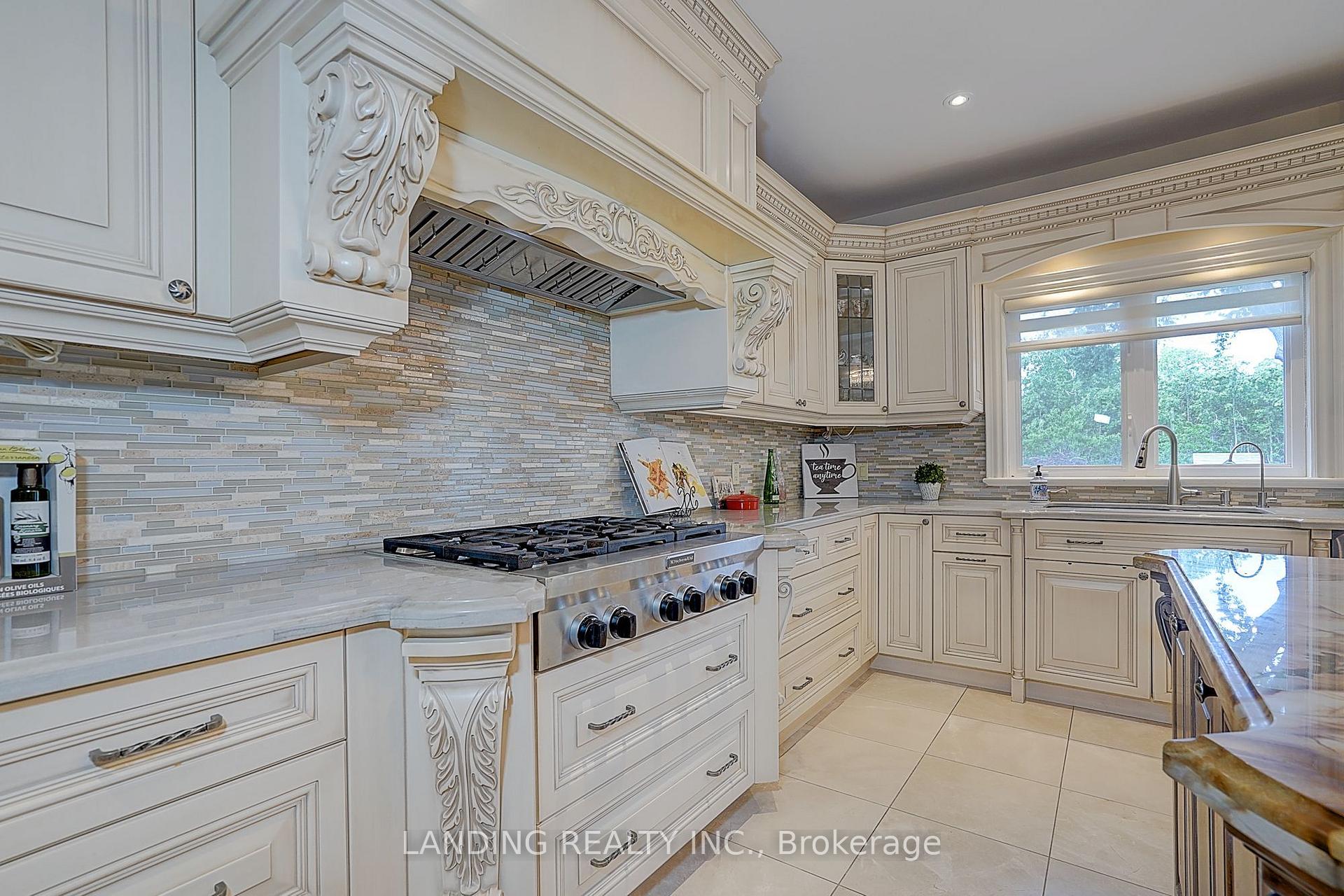 Photo 20 of 24 Abbotsford Road, North York, Willowdale West — HOMEH