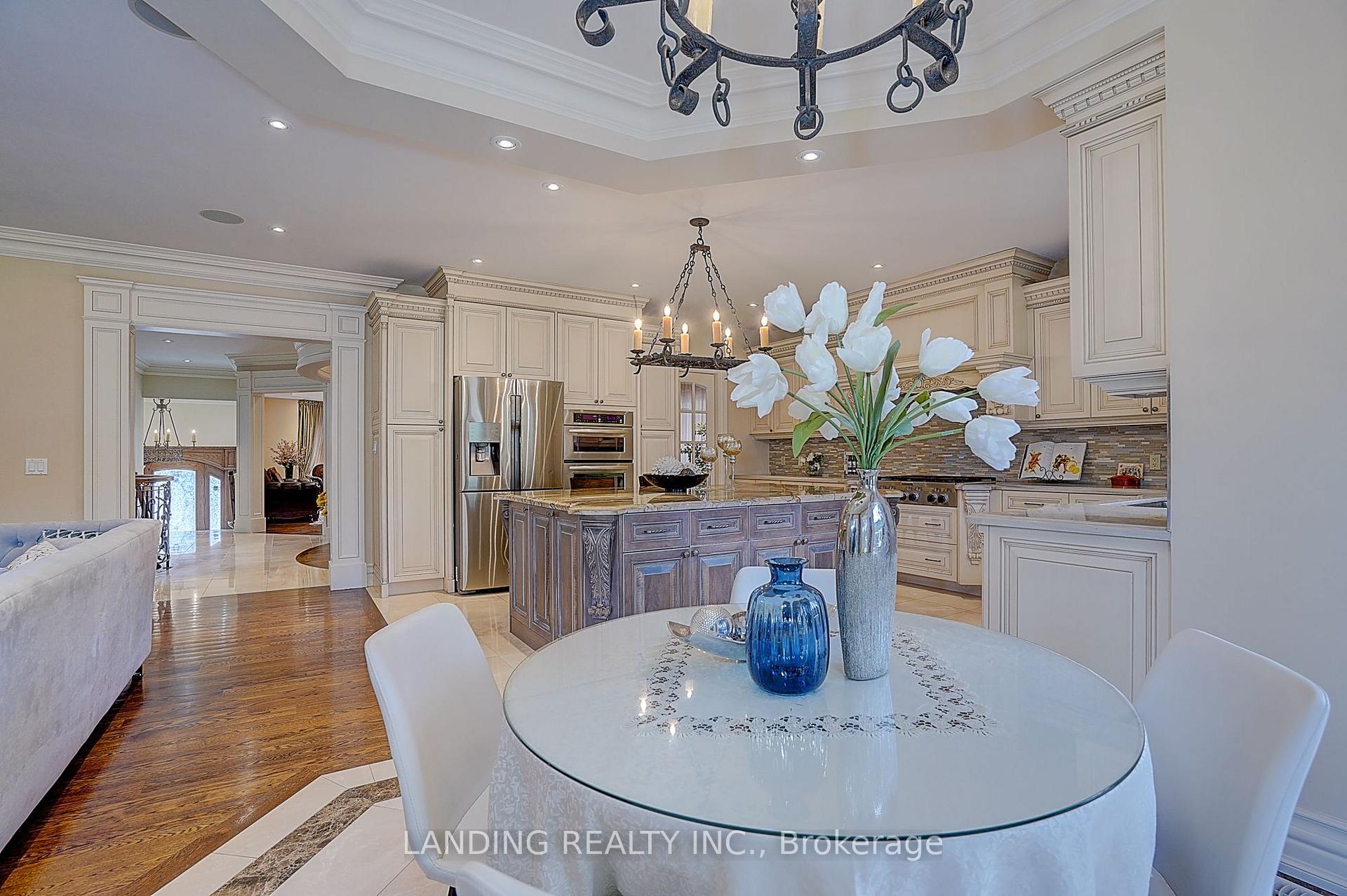 Photo 22 of 24 Abbotsford Road, North York, Willowdale West — HOMEH