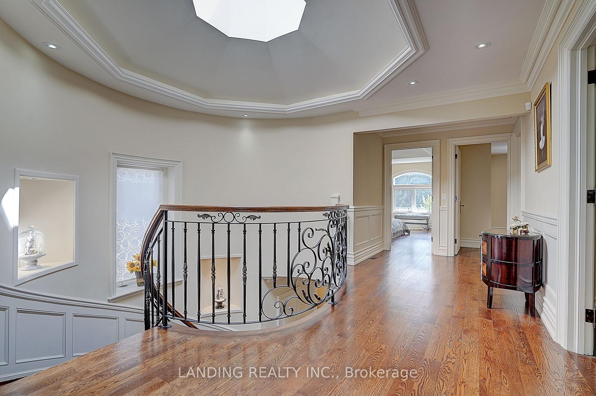Photo 25 of 24 Abbotsford Road, North York, Willowdale West — HOMEH