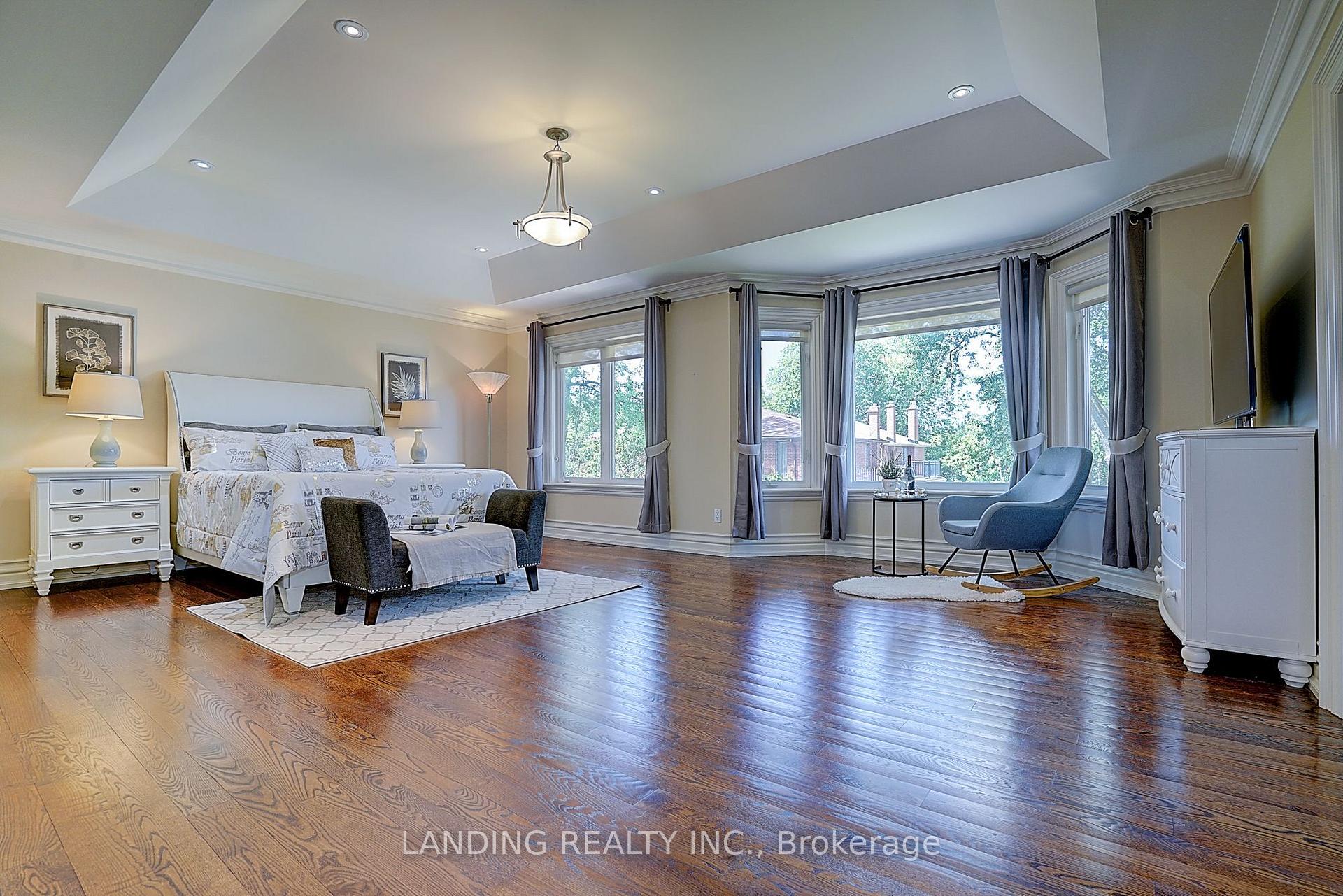Photo 27 of 24 Abbotsford Road, North York, Willowdale West — HOMEH
