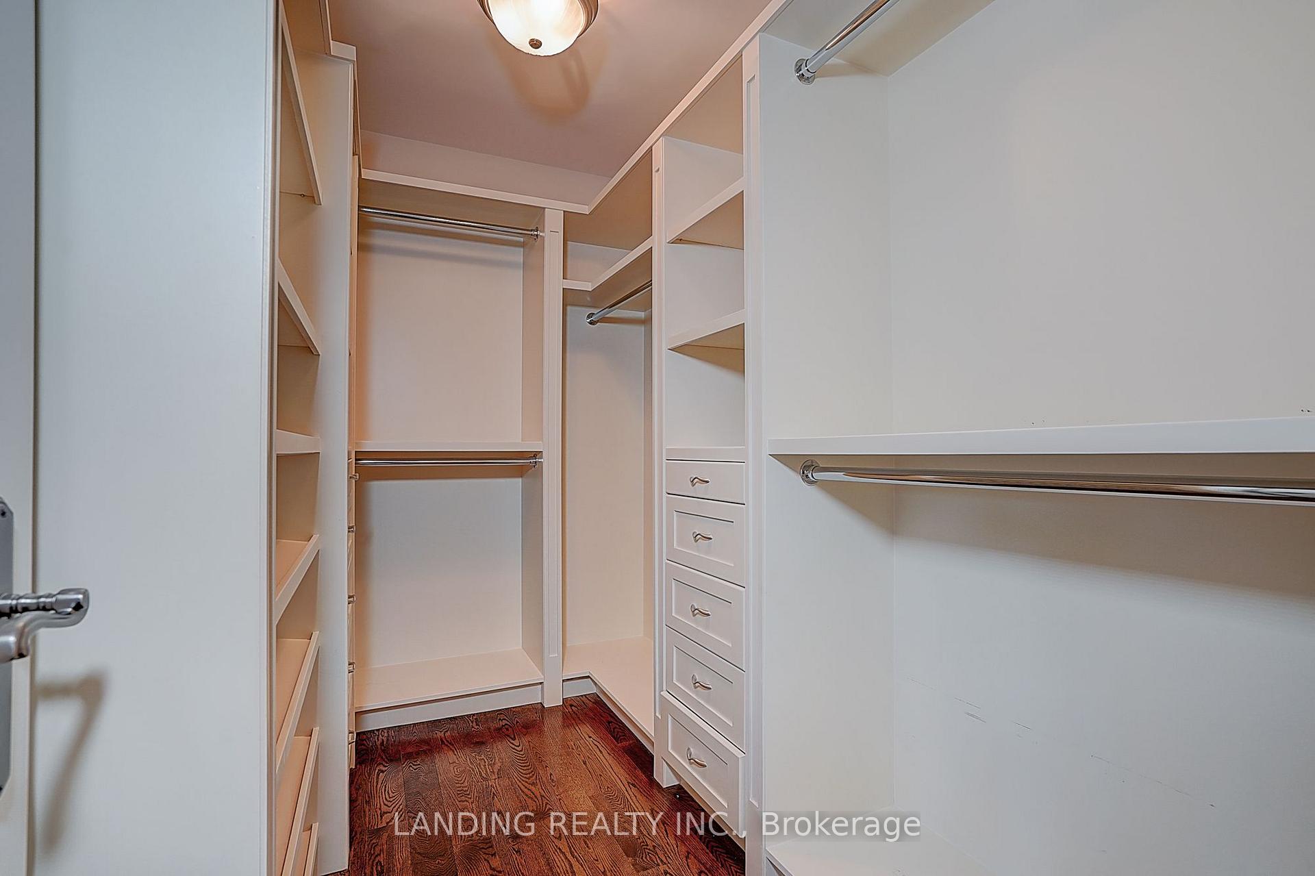 Photo 30 of 24 Abbotsford Road, North York, Willowdale West — HOMEH