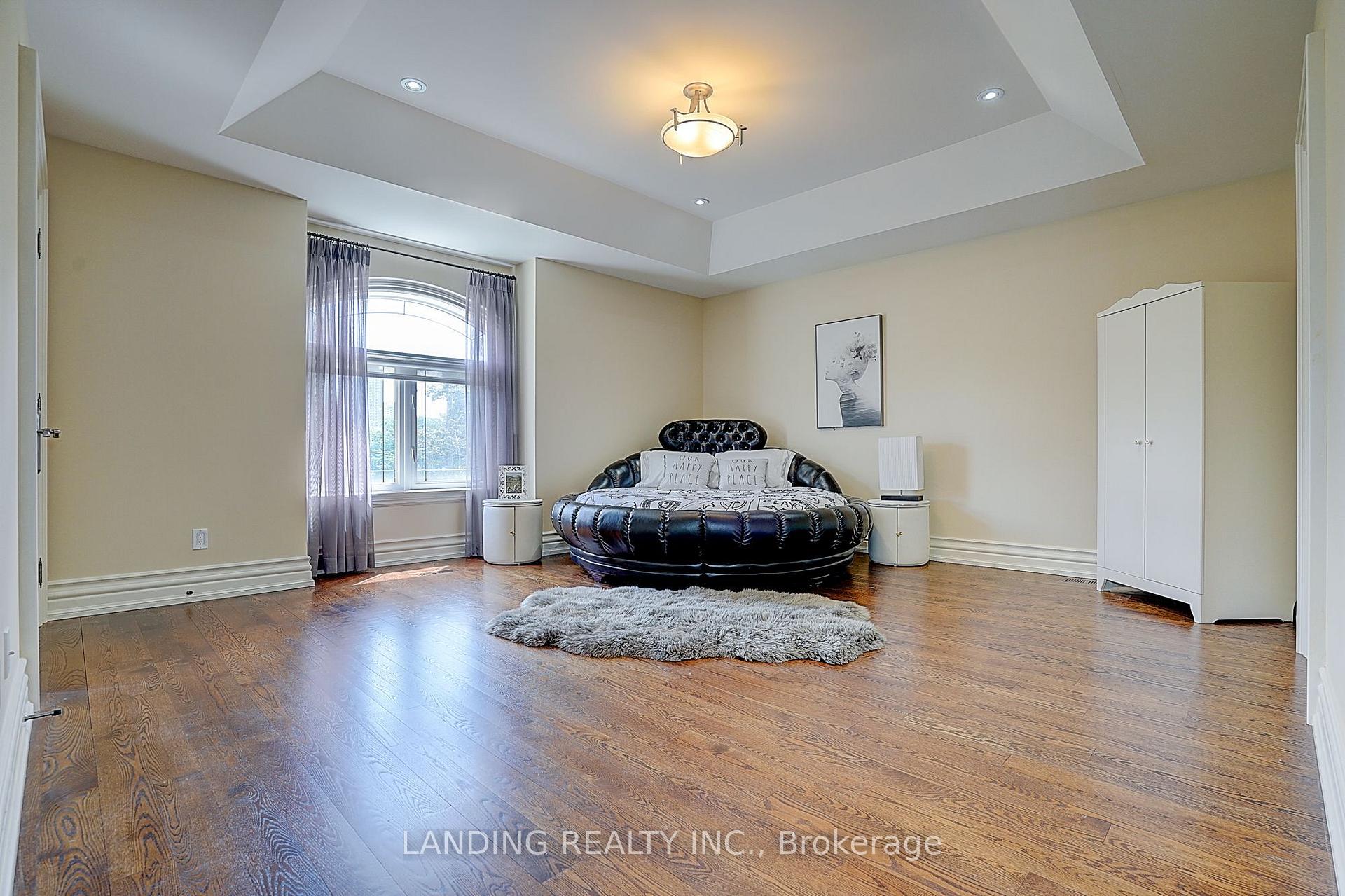 Photo 35 of 24 Abbotsford Road, North York, Willowdale West — HOMEH