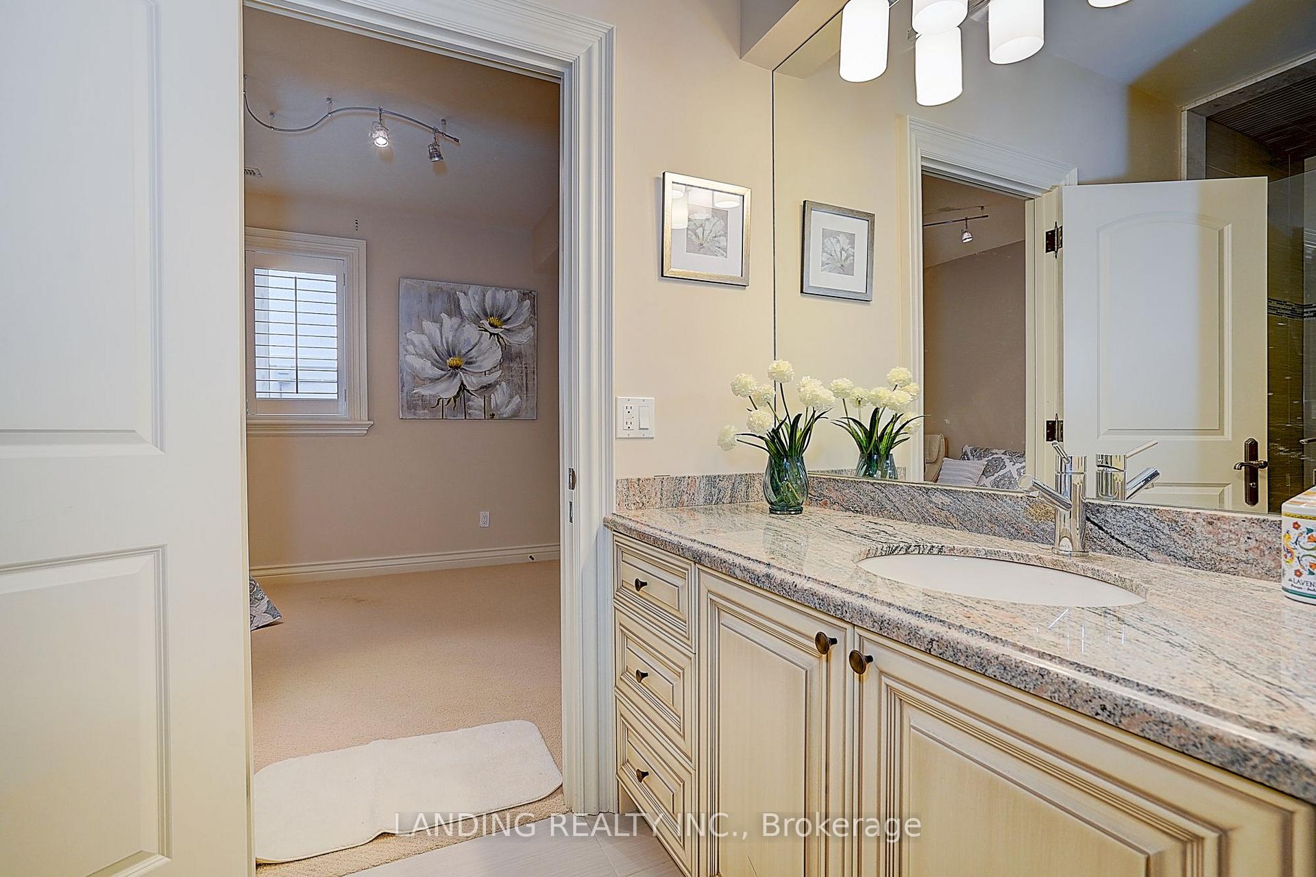 Photo 45 of 24 Abbotsford Road, North York, Willowdale West — HOMEH