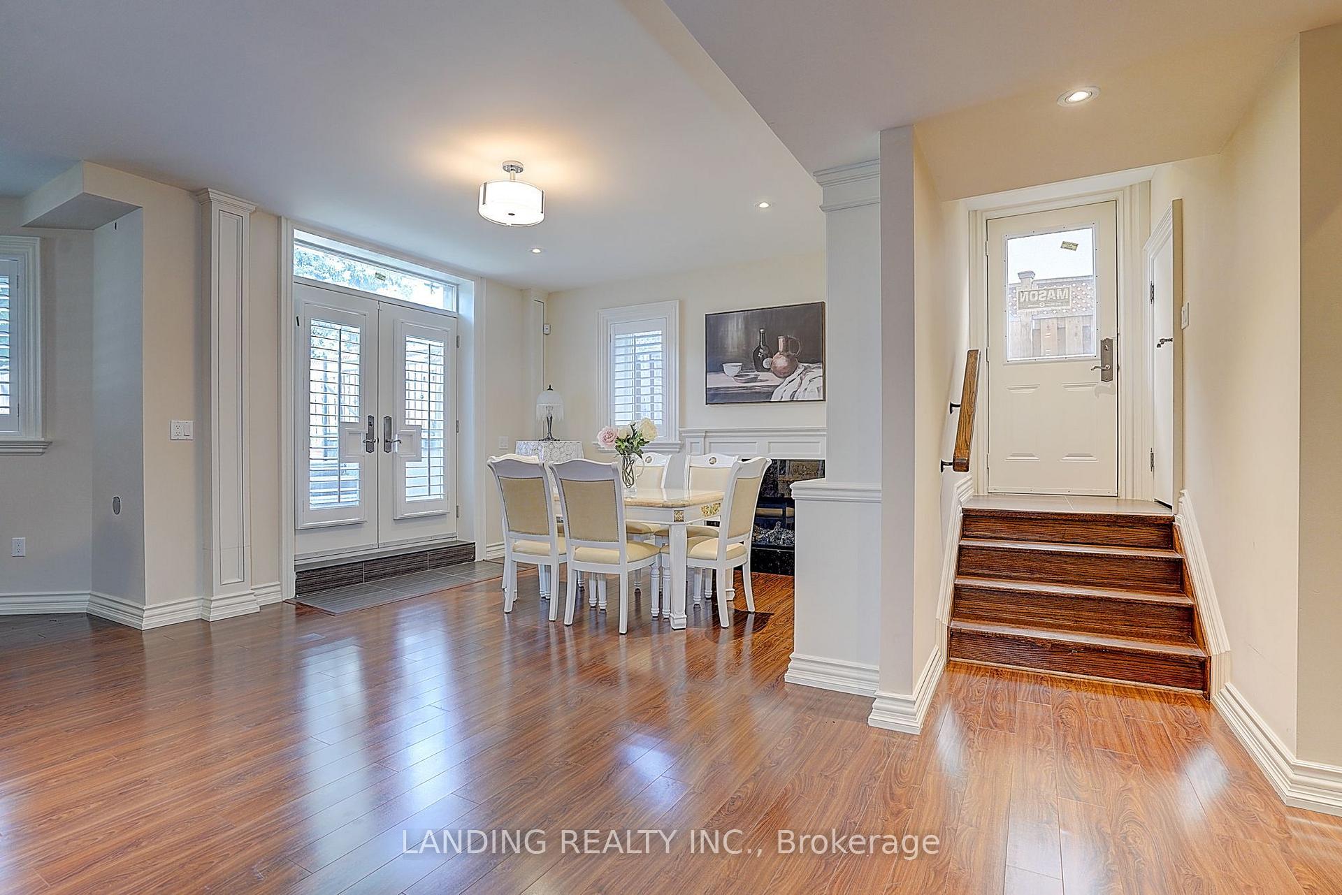 Photo 46 of 24 Abbotsford Road, North York, Willowdale West — HOMEH