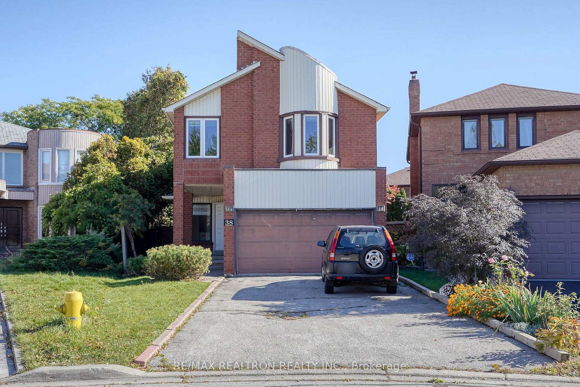 Photo 1 of 38 Kimbergate Way, Vaughan, Brownridge — HOMEH
