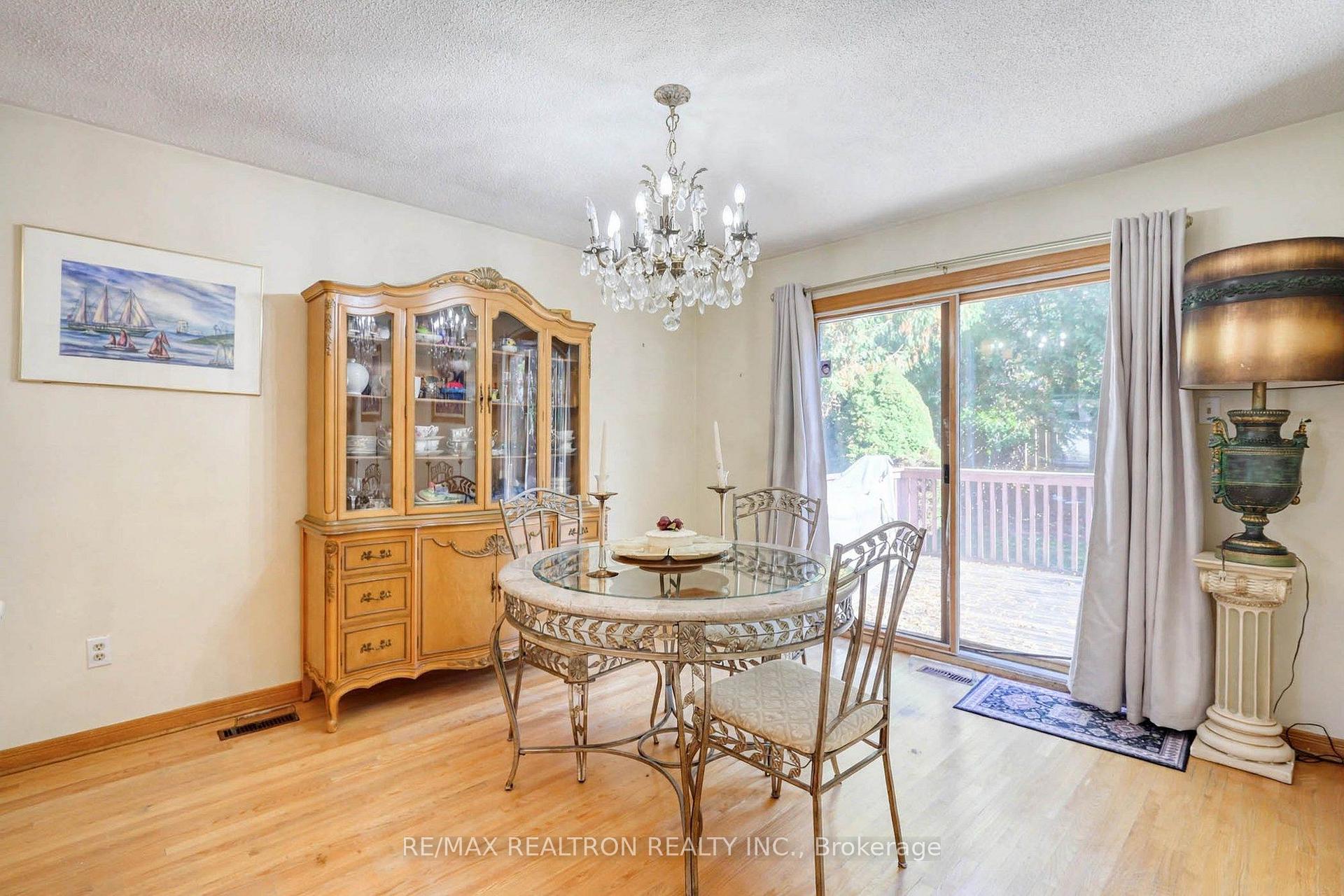 Photo 12 of 38 Kimbergate Way, Vaughan, Brownridge — HOMEH
