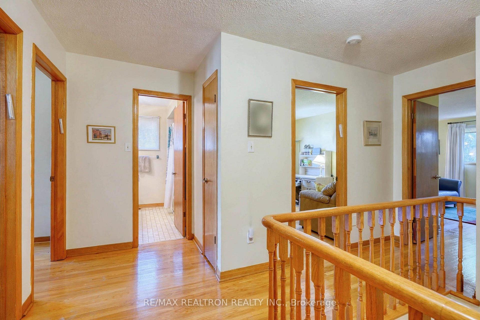 Photo 21 of 38 Kimbergate Way, Vaughan, Brownridge — HOMEH