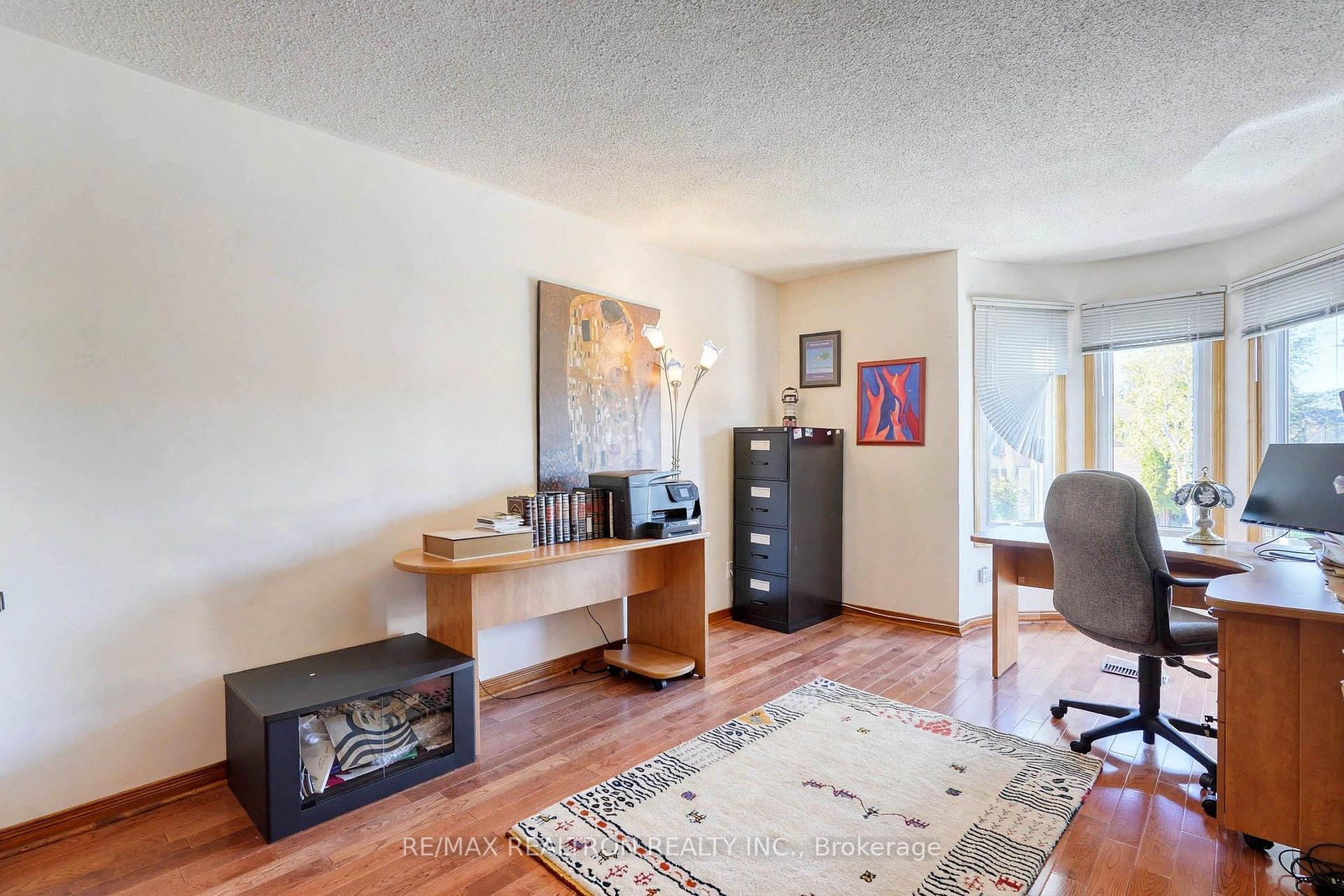 Photo 26 of 38 Kimbergate Way, Vaughan, Brownridge — HOMEH