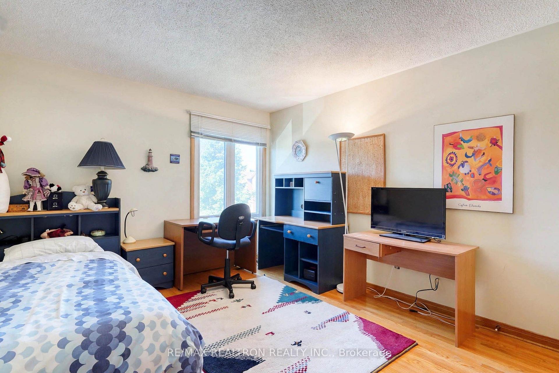 Photo 27 of 38 Kimbergate Way, Vaughan, Brownridge — HOMEH