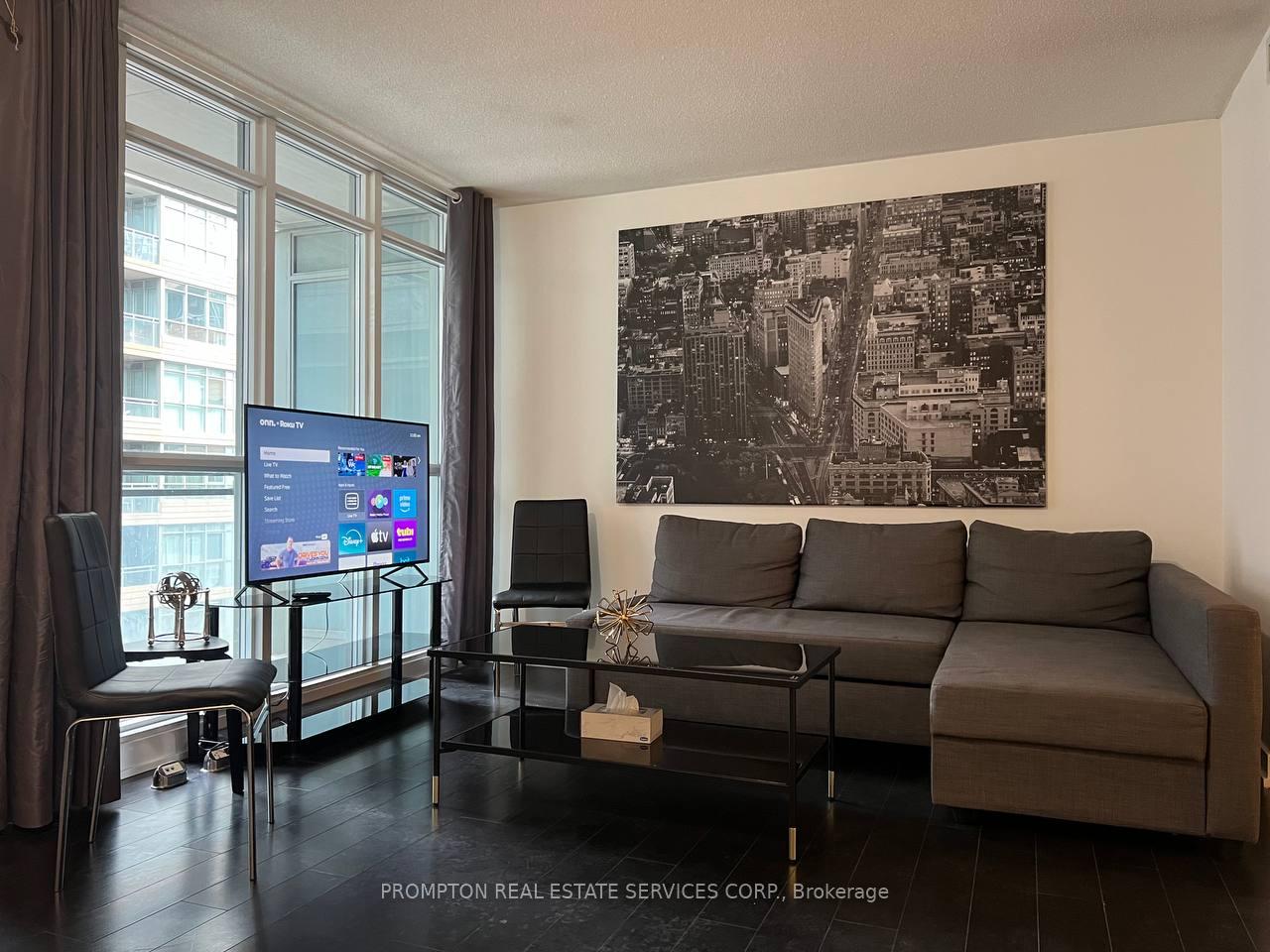 Photo 5 of Unit 731, 15 Iceboat Terrace, Toronto, Waterfront Communities — HOMEH