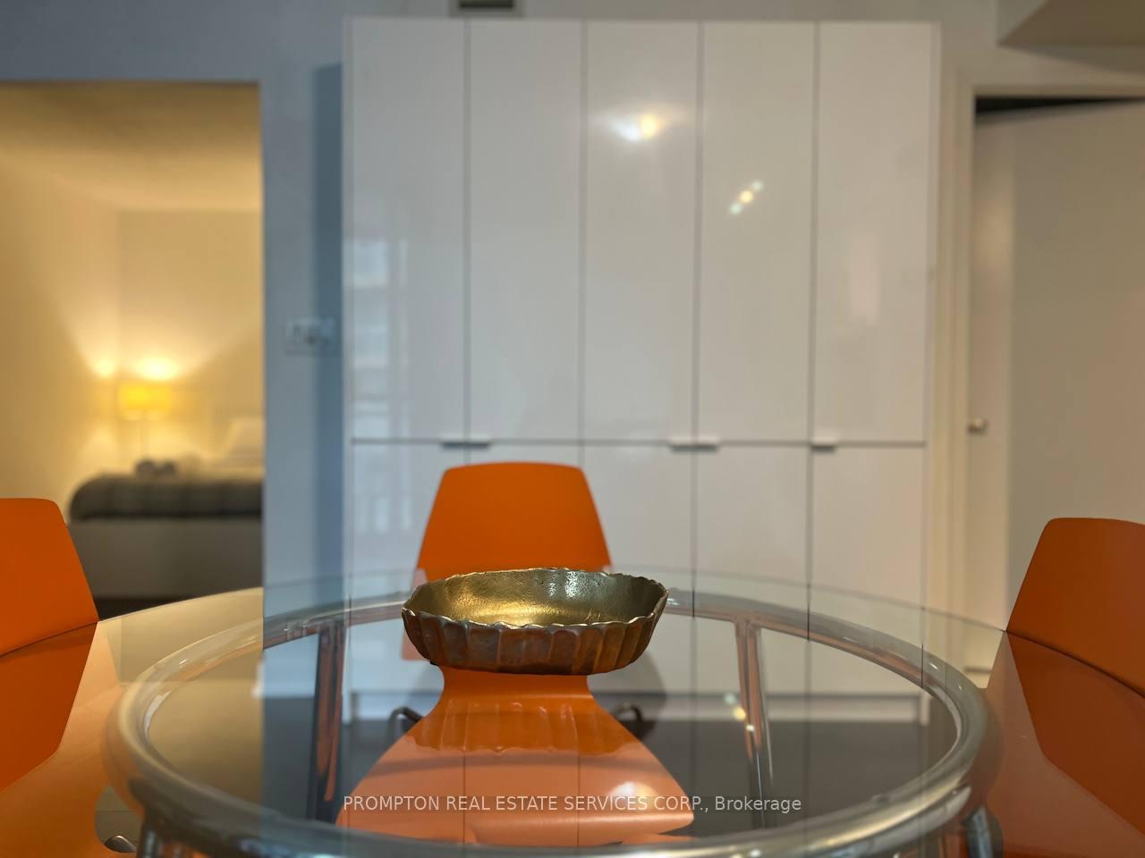 Photo 6 of Unit 731, 15 Iceboat Terrace, Toronto, Waterfront Communities — HOMEH
