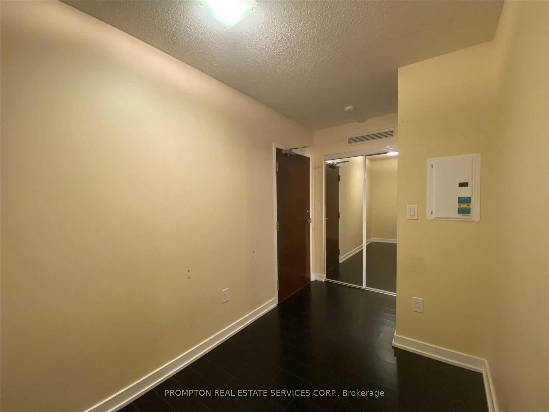 Photo 14 of Unit 731, 15 Iceboat Terrace, Toronto, Waterfront Communities — HOMEH