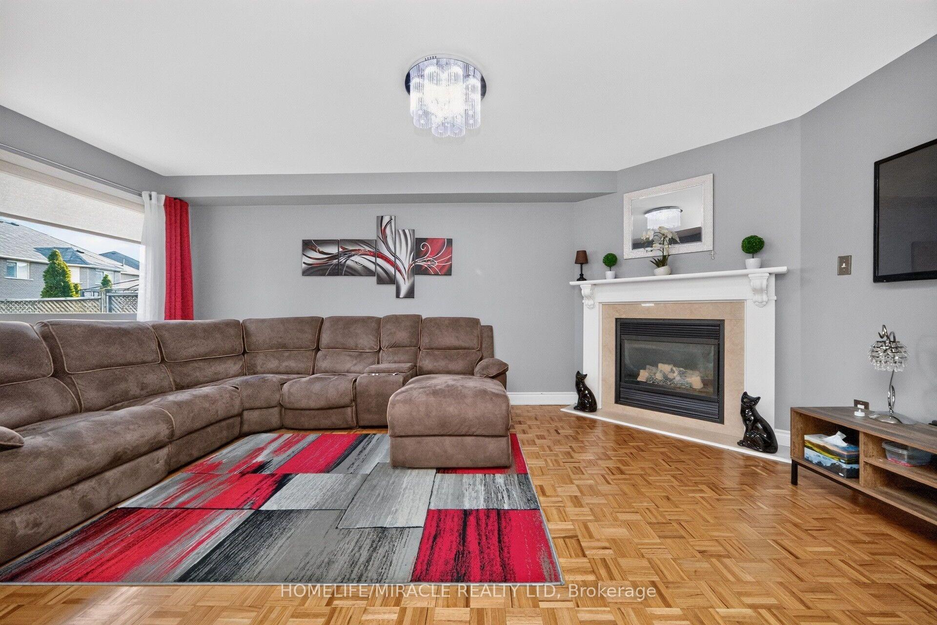 Photo 10 of 13 Dovaston Gate, Caledon, Bolton East — HOMEH