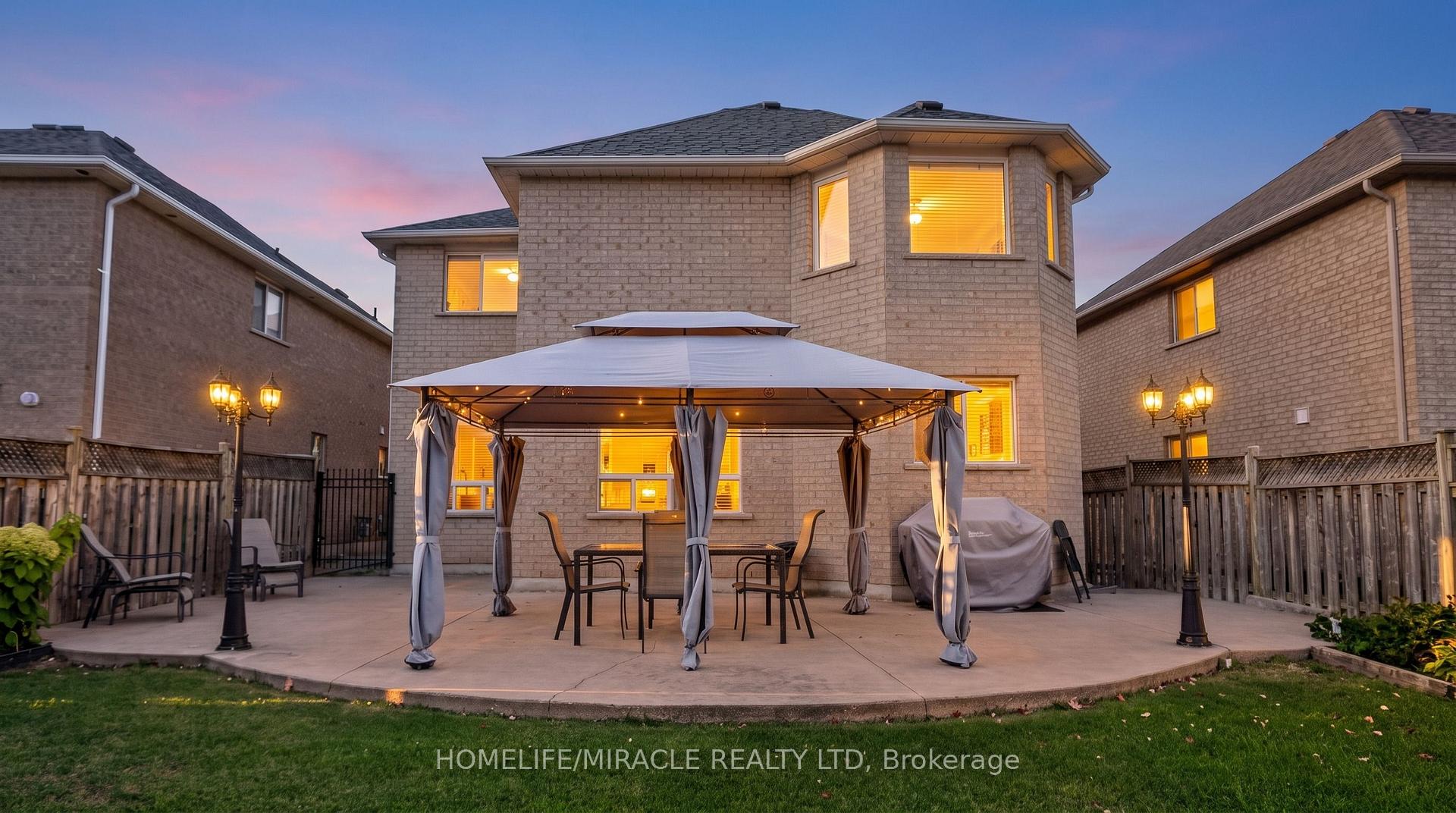 Photo 33 of 13 Dovaston Gate, Caledon, Bolton East — HOMEH