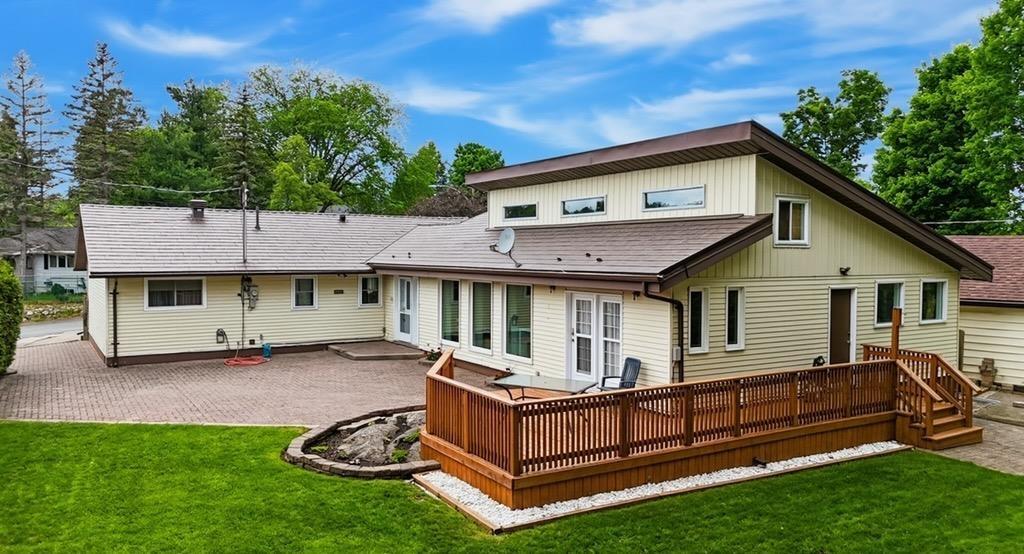 Photo 1 of 8 Hemlock Place, Elliot Lake — HOMEH