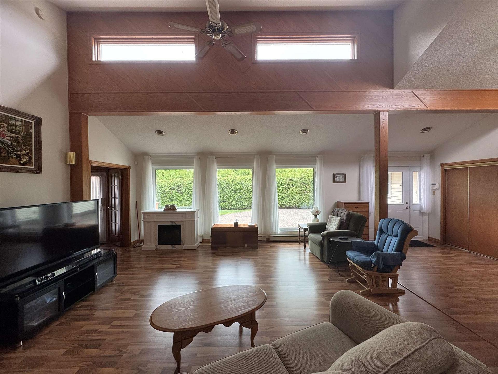 Photo 9 of 8 Hemlock Place, Elliot Lake — HOMEH