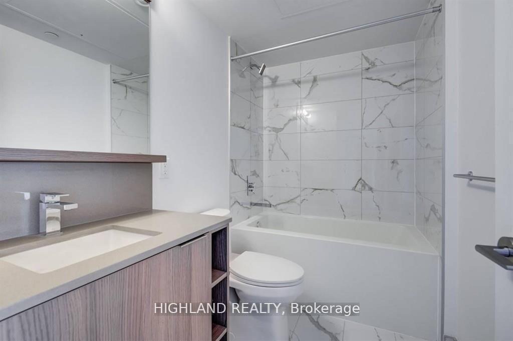 Photo 19 of Unit 818, 85 Wood Street, Toronto, Church-Yonge Corridor — HOMEH