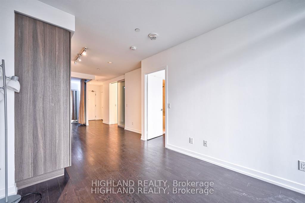 Photo 27 of Unit 818, 85 Wood Street, Toronto, Church-Yonge Corridor — HOMEH