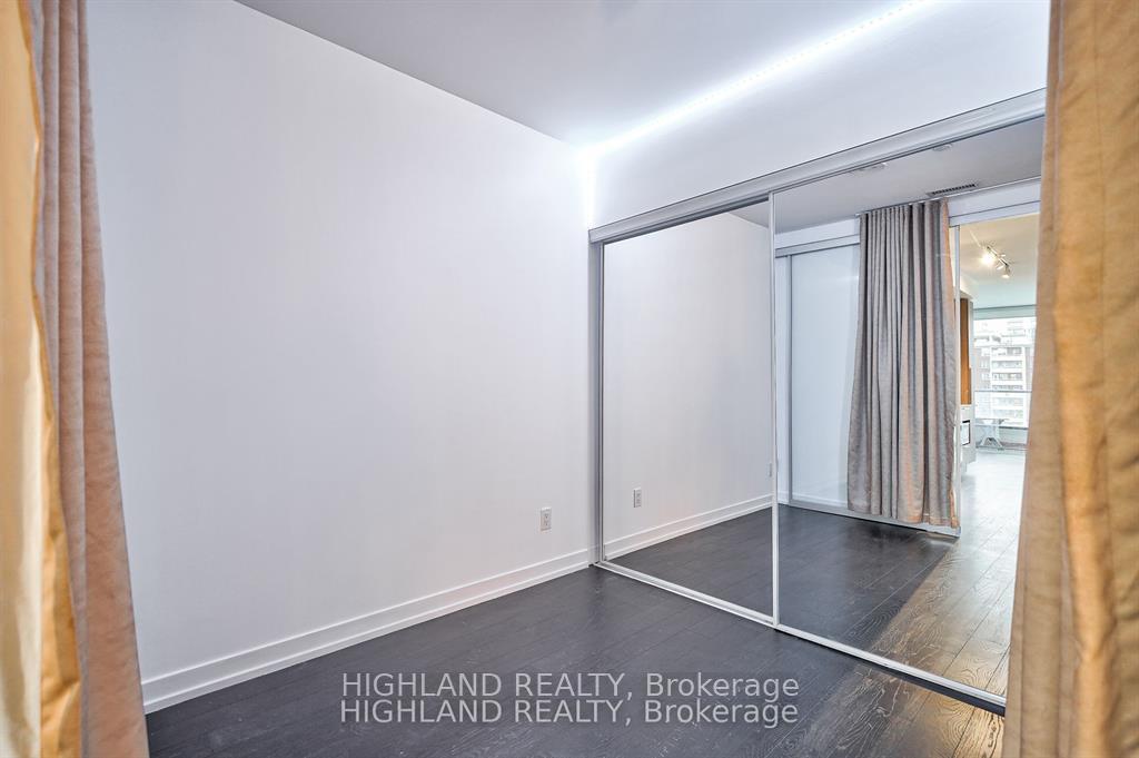 Photo 28 of Unit 818, 85 Wood Street, Toronto, Church-Yonge Corridor — HOMEH