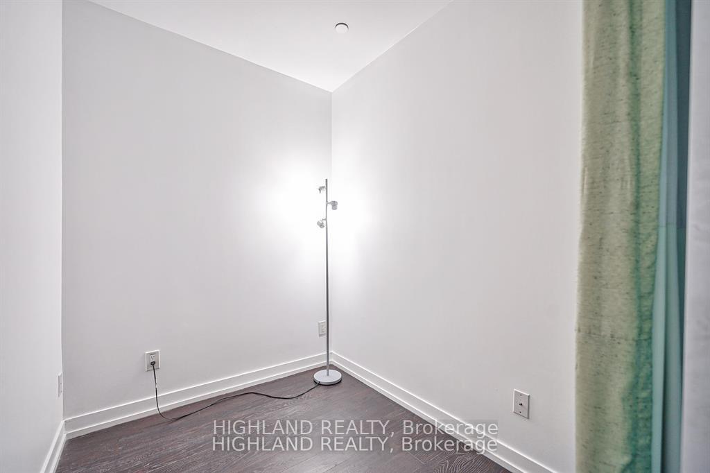 Photo 31 of Unit 818, 85 Wood Street, Toronto, Church-Yonge Corridor — HOMEH