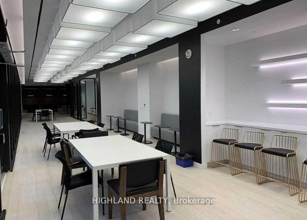 Photo 37 of Unit 818, 85 Wood Street, Toronto, Church-Yonge Corridor — HOMEH