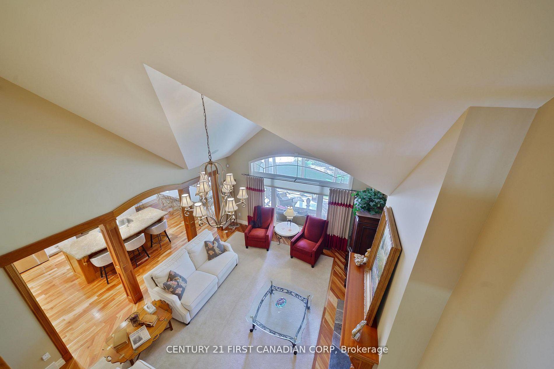 Photo 5 of 2091 Valleyrun Boulevard, London, North R — HOMEH