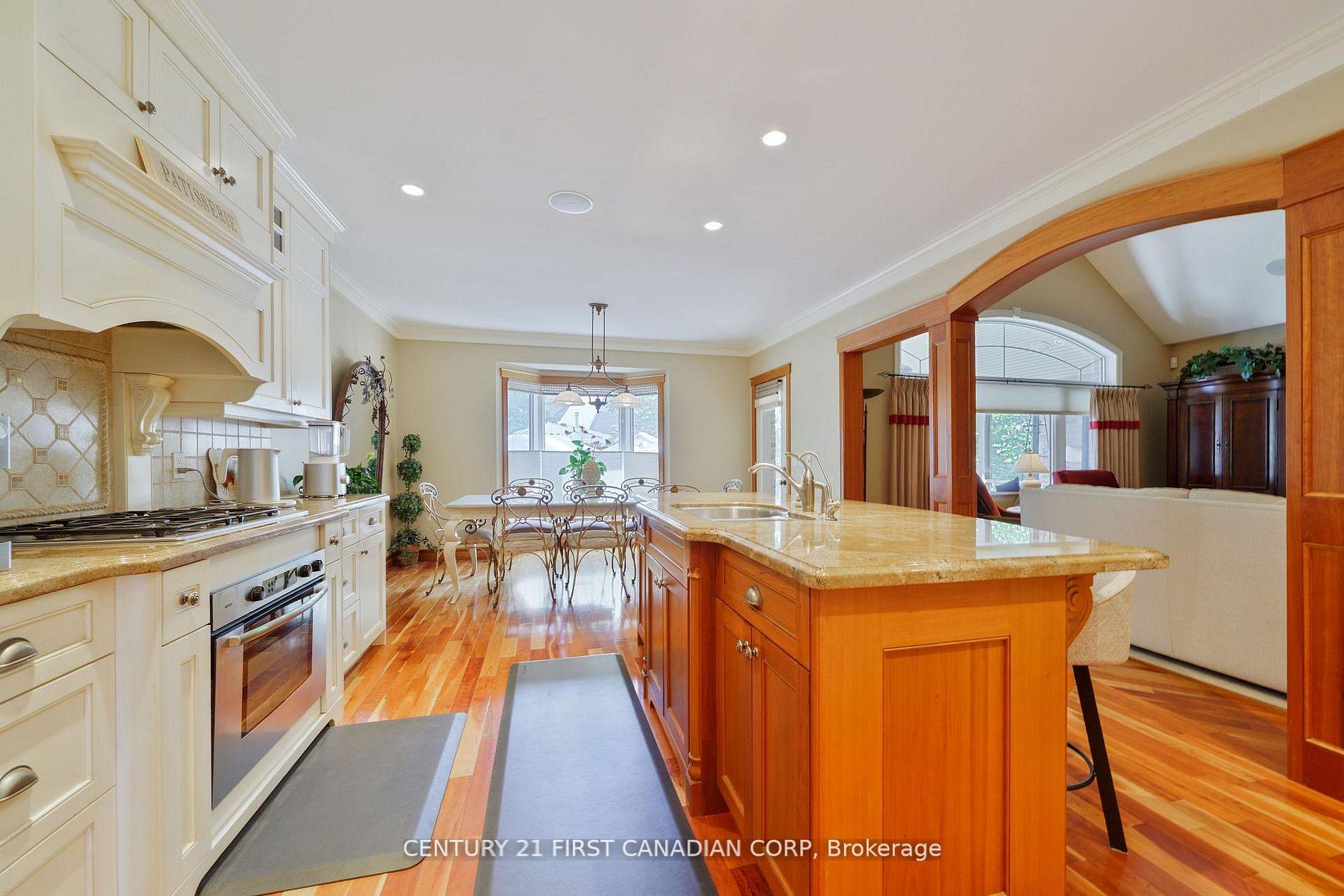 Photo 19 of 2091 Valleyrun Boulevard, London, North R — HOMEH