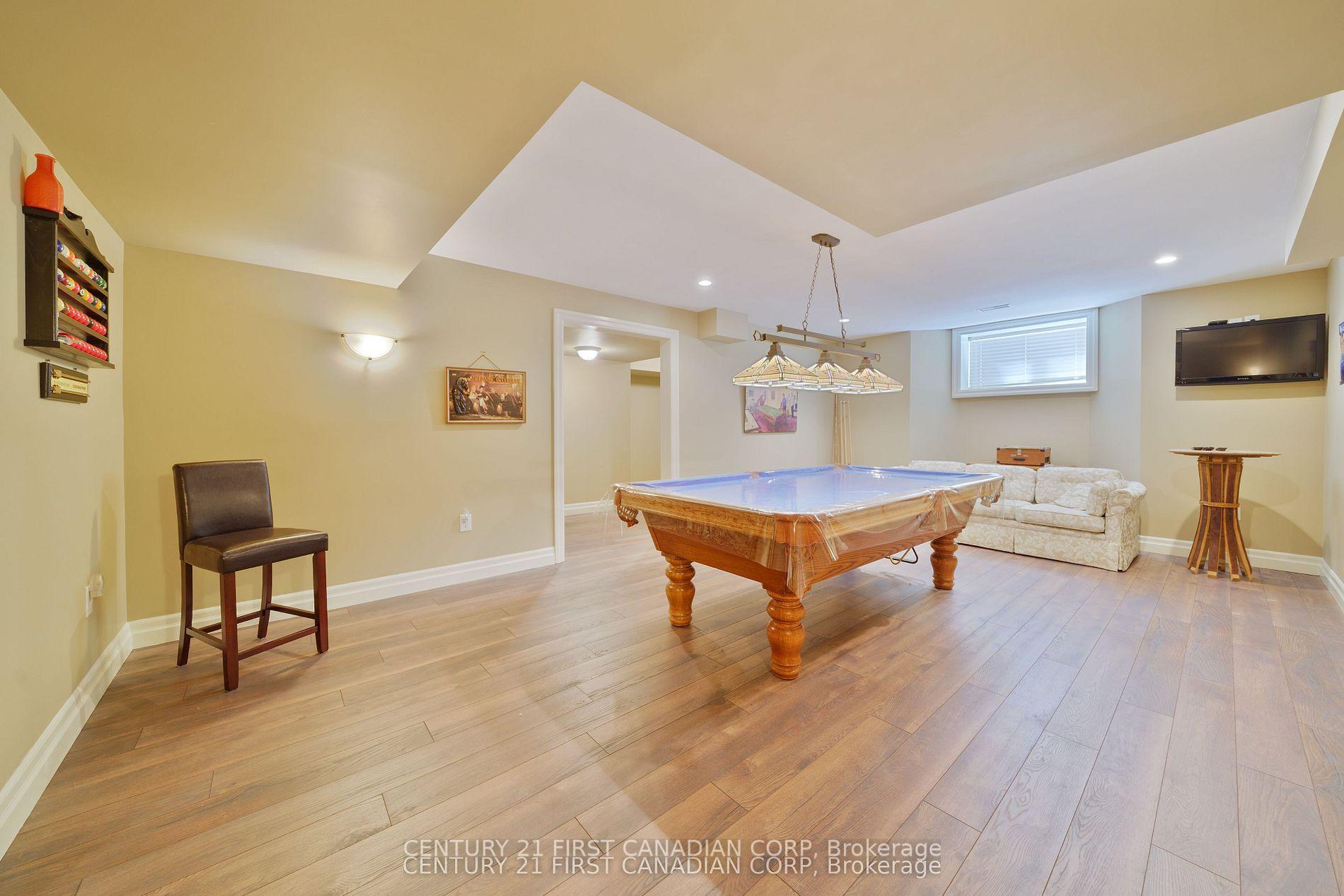 Photo 43 of 2091 Valleyrun Boulevard, London, North R — HOMEH