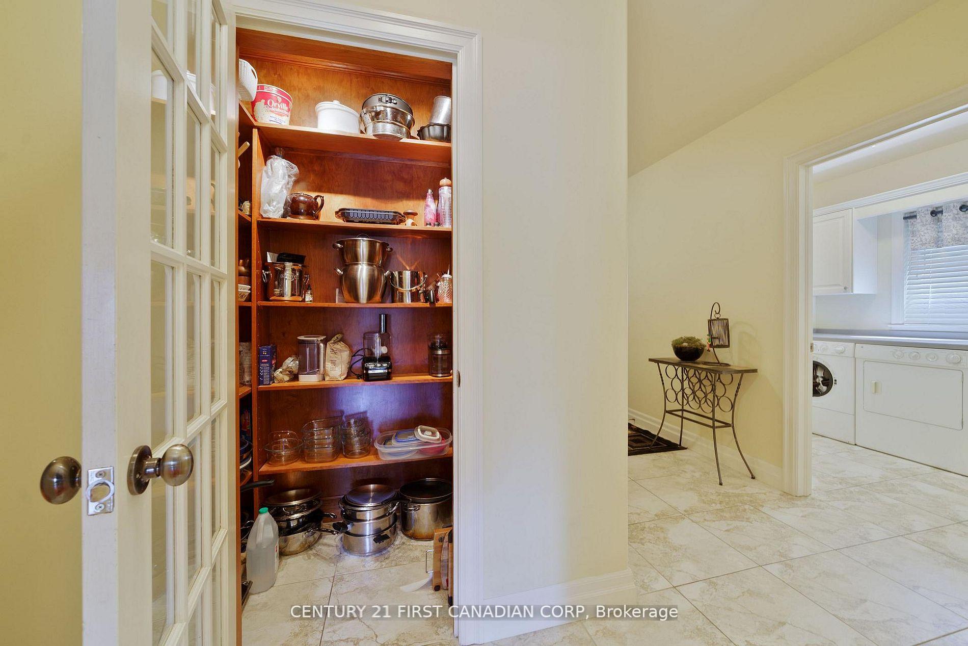 Photo 47 of 2091 Valleyrun Boulevard, London, North R — HOMEH